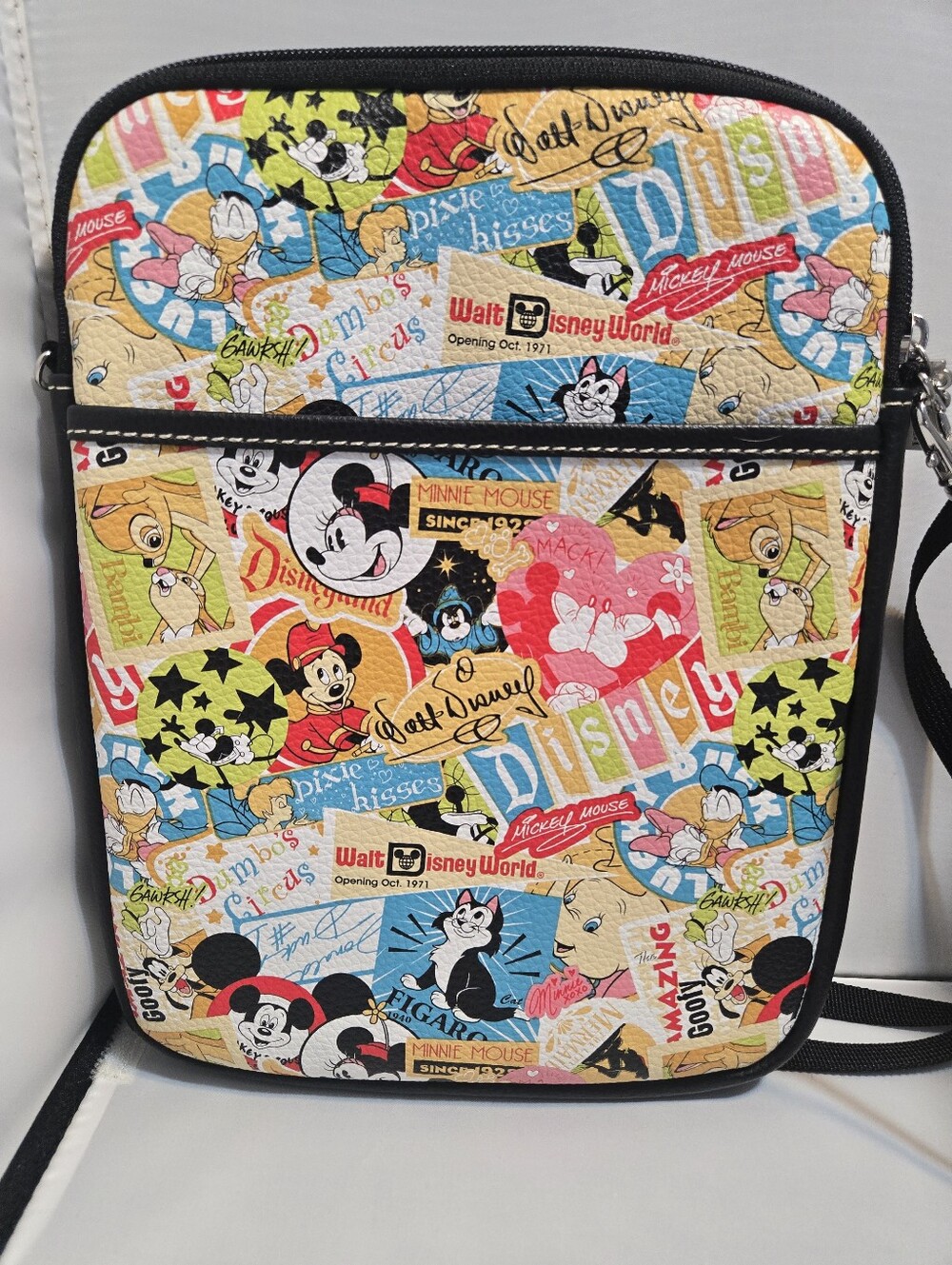 Disney Parks D-Tech Classic Icons DisneyWorld Tablet Ipad Crossbody Padded Case